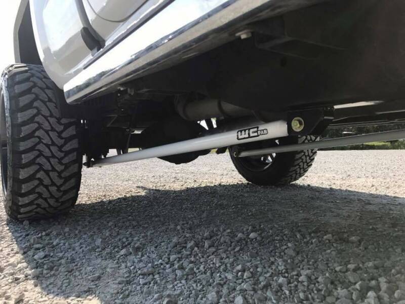 Wehrli 11-19 Chevy &amp; GMC Duramax RCLB/CCSB/ECSB 60in. Traction Bar Kit - Bengal Silver