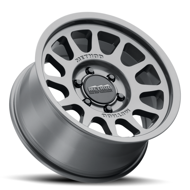 Method MR703 Bead Grip HD 18x9 +40mm Offset 6x5.5 95.25mm CB Gloss Titanium Wheel