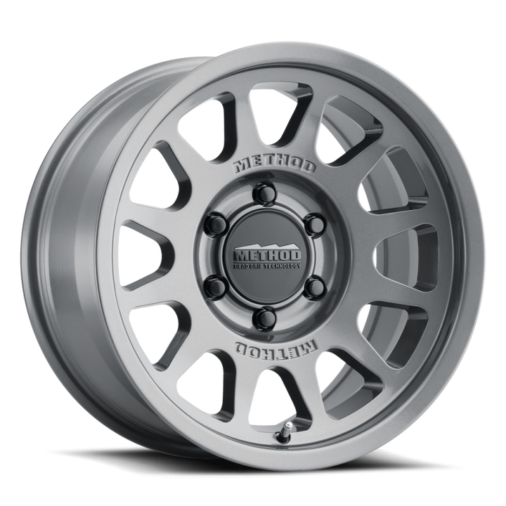Method MR703 Bead Grip HD 18x9 +40mm Offset 6x5.5 95.25mm CB Gloss Titanium Wheel