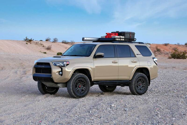 Fabtech 15-17 Toyota 4Runner 4WD 6in Lift System - Component Box 1